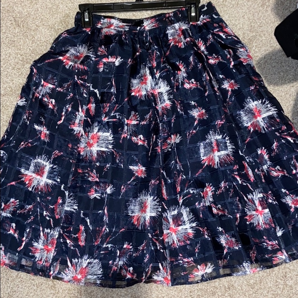 Navy pattern skirt, side zip closure